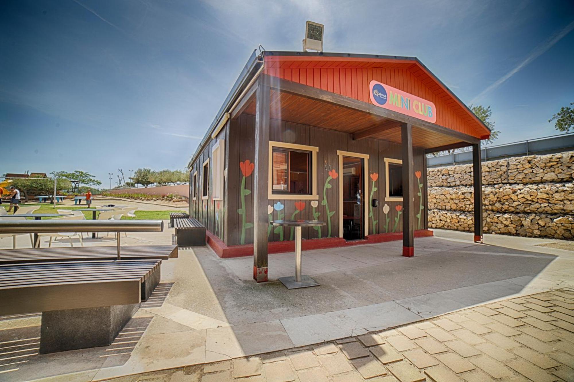 Ohtels Les Oliveres El Perelló Eksteriør billede